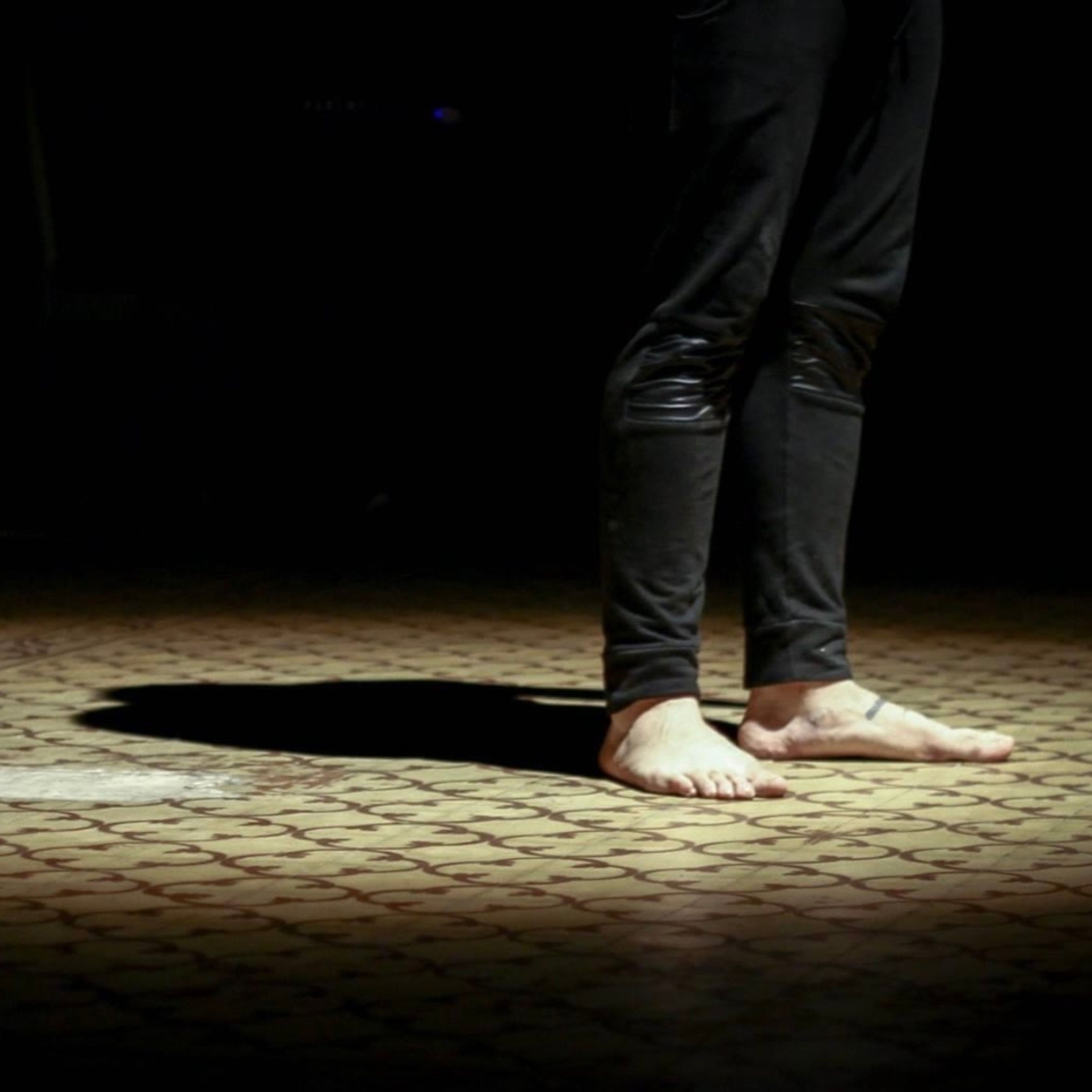 CONTAR CON LA LUZ - TALLER De ILUMINACIN TEATRAL CREATIVA