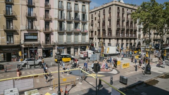 Avances en la Rambla de Barcelona: Mantenimiento de itinerarios y punto de informacin